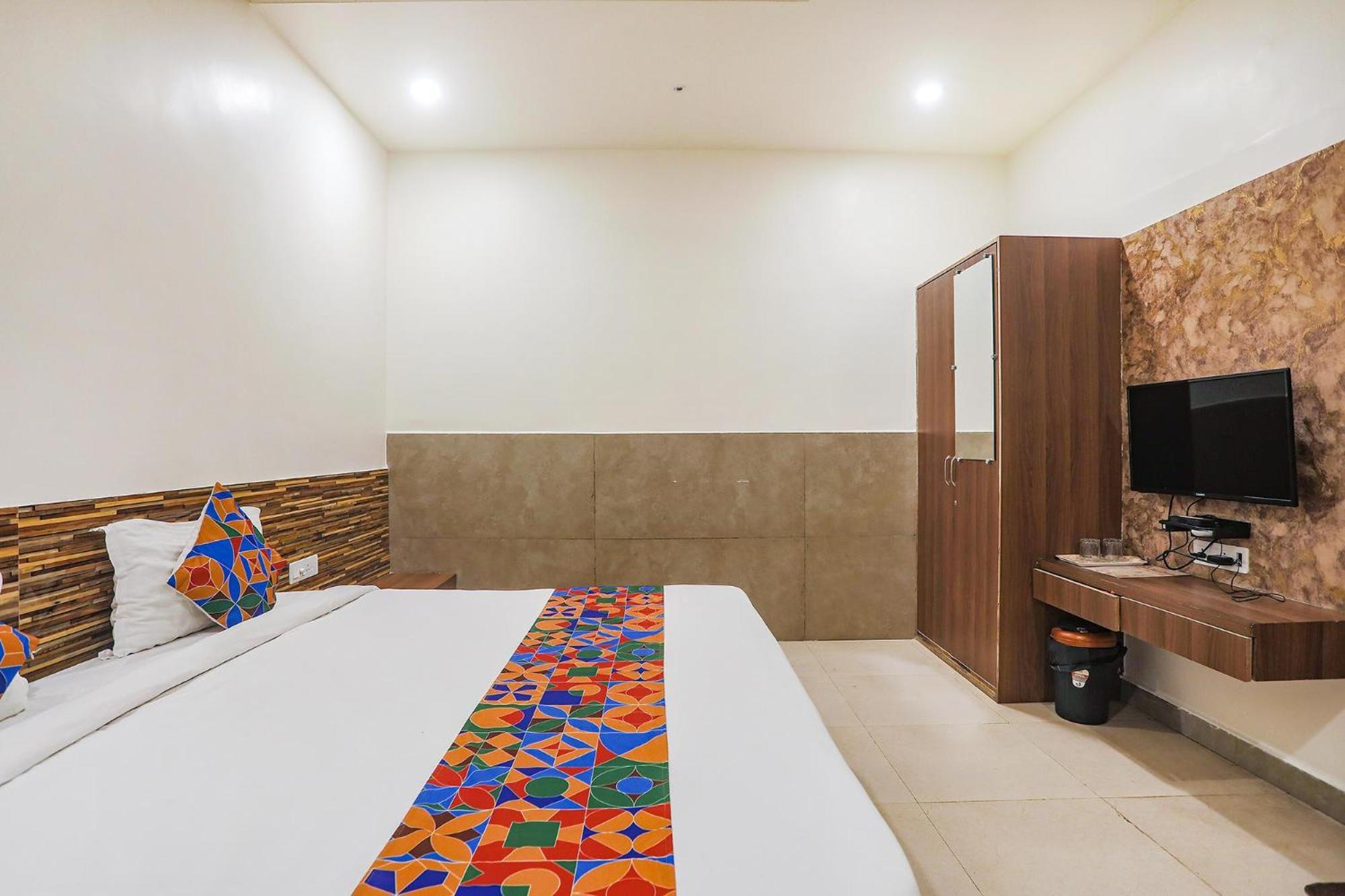 Fabexpress Jai Manglam Service Apartment ナーグプル エクステリア 写真